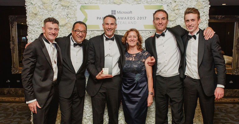 L-R: Nicholas Glanfield (Stellar), Tauha Te Kani (Stand), Travis Barker (Stellar), Veronica Bennett (Stand), John McDermott (Stellar), Rob Gordon (Stellar). Photo: Microsoft NZ